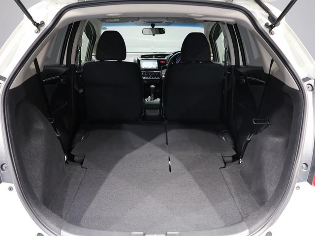 フィット 13G・Lパッケージ 禁煙車 スマートキー LEDヘッドライト LEDドアミラーウインカー 純正ナビ バックカメラ Bluetooth接続 ワンセグ ホンダスマートキー ETC VSA 盗難警報装置 1オ-ナ- Bカメ(58枚目)