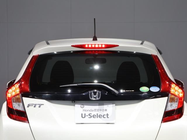 フィット 13G・Lパッケージ 禁煙車 スマートキー LEDヘッドライト LEDドアミラーウインカー 純正ナビ バックカメラ Bluetooth接続 ワンセグ ホンダスマートキー ETC VSA 盗難警報装置 1オ-ナ- Bカメ(62枚目)