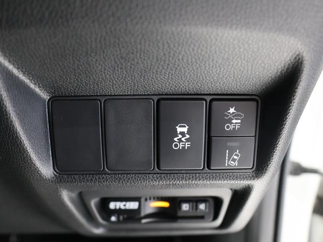 ステップワゴンスパーダ ｅ：ＨＥＶスパーダＧホンダセンシング　禁煙車　運転支援機能　衝突軽減ブレーキ　１０インチナビ　１１インチリア席モニター　バックカメラ　Ｂｌｕｅｔｏｏｔｈ接続　ＬＥＤヘッドライト　スマートキー　両側電動スライドドア　ドラレコ　ＬＥＤライト（39枚目）
