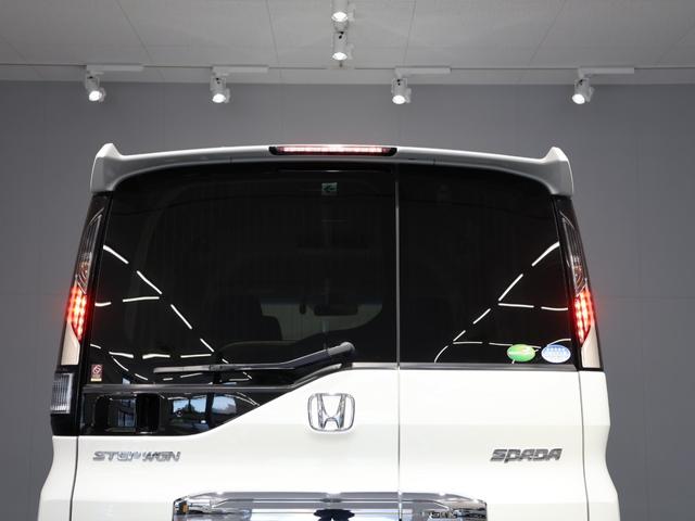 ステップワゴンスパーダ ｅ：ＨＥＶスパーダＧホンダセンシング　禁煙車　運転支援機能　衝突軽減ブレーキ　１０インチナビ　１１インチリア席モニター　バックカメラ　Ｂｌｕｅｔｏｏｔｈ接続　ＬＥＤヘッドライト　スマートキー　両側電動スライドドア　ドラレコ　ＬＥＤライト（71枚目）