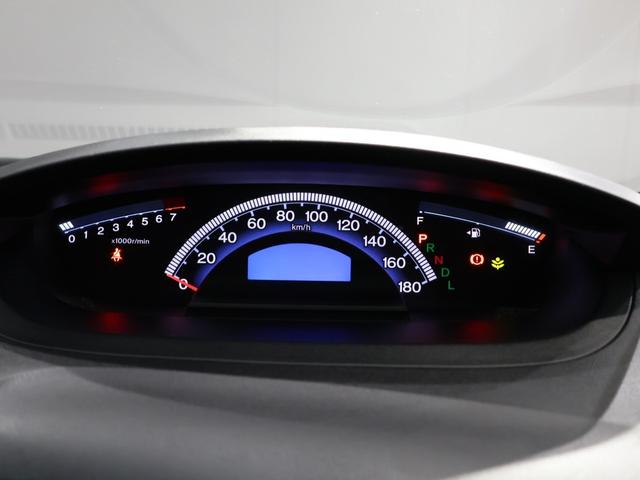 フリード Ｇジャストセレクション　禁煙車　ディスチャージヘッドライト　両側電動スライドドア　ホンダスマートキー　　イモビライザー　純正ナビ　バックカメラ　Ｂｌｕｅｔｏｏｔｈ接続　ワンセグ　　ＶＳＡ　ＥＴＣ　　ヒルスタート　Ｂモニター（26枚目）