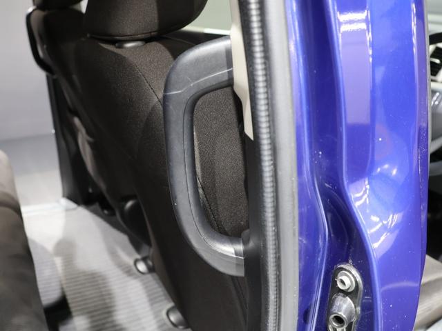 フリード Ｇジャストセレクション　禁煙車　ディスチャージヘッドライト　両側電動スライドドア　ホンダスマートキー　　イモビライザー　純正ナビ　バックカメラ　Ｂｌｕｅｔｏｏｔｈ接続　ワンセグ　　ＶＳＡ　ＥＴＣ　　ヒルスタート　Ｂモニター（45枚目）