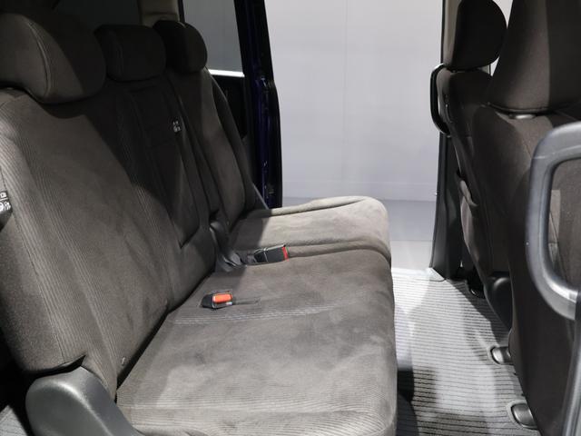 フリード Ｇジャストセレクション　禁煙車　ディスチャージヘッドライト　両側電動スライドドア　ホンダスマートキー　　イモビライザー　純正ナビ　バックカメラ　Ｂｌｕｅｔｏｏｔｈ接続　ワンセグ　　ＶＳＡ　ＥＴＣ　　ヒルスタート　Ｂモニター（46枚目）