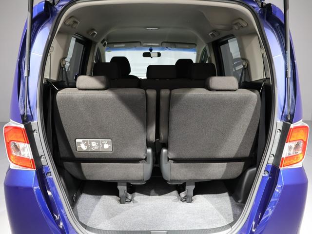 フリード Ｇジャストセレクション　禁煙車　ディスチャージヘッドライト　両側電動スライドドア　ホンダスマートキー　　イモビライザー　純正ナビ　バックカメラ　Ｂｌｕｅｔｏｏｔｈ接続　ワンセグ　　ＶＳＡ　ＥＴＣ　　ヒルスタート　Ｂモニター（54枚目）