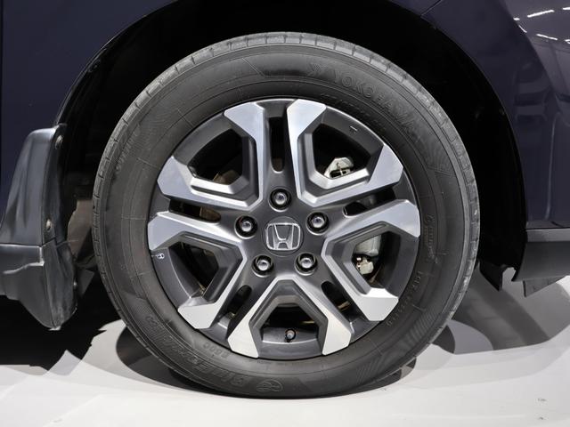 フリード＋ハイブリッド ハイブリッド・クロスター　運転支援機能　衝突軽減ブレーキ　両側電動スライドドア　ＬＥＤヘッドライト　ＥＴＣ　　純正９インチナビ　バックカメラ　Ｂｌｕｅｔｏｏｔｈ接続　前後ドライブレコーダ　１５インチアルミホイール　Ｒカメラ（18枚目）