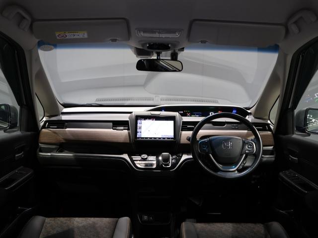 フリード＋ハイブリッド ハイブリッド・クロスター　運転支援機能　衝突軽減ブレーキ　両側電動スライドドア　ＬＥＤヘッドライト　ＥＴＣ　　純正９インチナビ　バックカメラ　Ｂｌｕｅｔｏｏｔｈ接続　前後ドライブレコーダ　１５インチアルミホイール　Ｒカメラ（28枚目）