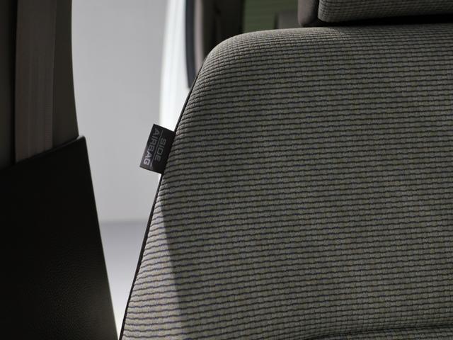 Ｎ－ＷＧＮ Ｌホンダセンシング　禁煙車　運転支援機能　衝突軽減ブレーキ　前後ドライブレコーダ　シートヒーター　　ＥＴＣ　純正８インチナビ　バックカメラ　Ｂｌｕｅｔｏｏｔｈ接続　スマートキー　充電用ＵＳＢジャック　ワンオーナー車（24枚目）