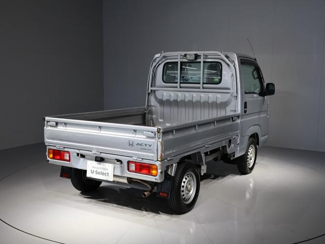 アクティトラック ＳＤＸ　禁煙車　オートマチック車両　ドアバイザ―　荷台ランプ　ＡＭ／ＦＭラジオ＋２スピーカパワーウインドウ　パワードアロック　電波式キーレスエントリー　ガードパイプ付鳥居　パワーステ　運転席エアバック　ＡＣ（50枚目）