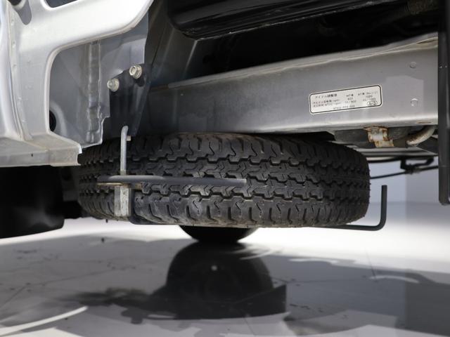 アクティトラック ＳＤＸ　禁煙車　オートマチック車両　ドアバイザ―　荷台ランプ　ＡＭ／ＦＭラジオ＋２スピーカパワーウインドウ　パワードアロック　電波式キーレスエントリー　ガードパイプ付鳥居　パワーステ　運転席エアバック　ＡＣ（63枚目）
