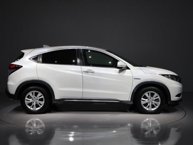 ヴェゼル ハイブリッドX・ホンダセンシング 運転支援機能 衝突軽減ブレーキ 純正ナビ Bluetooth接続 バックカメラ スマートキー サイドエアバッグシステム、サイドカーテンエアバッグシステム LEDヘッドライト アルミホイール 地デジ(16枚目)