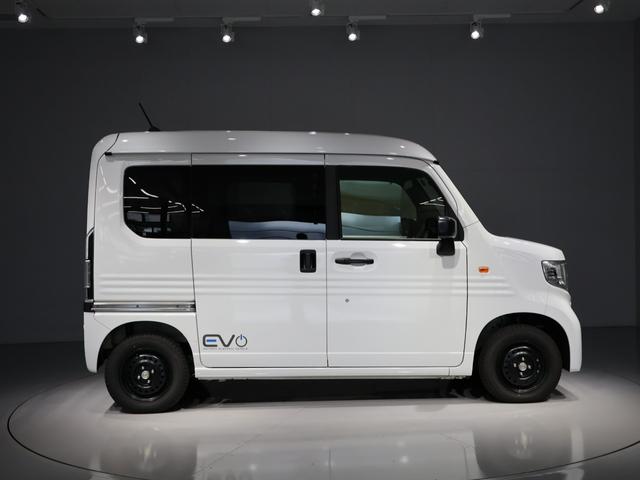 N-VAN e: e:L4 元試乗車 運転支援機能 衝突軽減ブレーキ 禁煙車 ハロゲンヘッドライト ETC純正8インチナビ バックカメラ Bluetooth接続 前後ドライブレコーダー 急速充電ポート シートヒーター Bカメラ(11枚目)