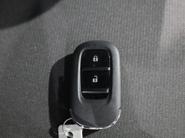 N-VAN e: e:L4 元試乗車 運転支援機能 衝突軽減ブレーキ 禁煙車 ハロゲンヘッドライト ETC純正8インチナビ バックカメラ Bluetooth接続 前後ドライブレコーダー 急速充電ポート シートヒーター Bカメラ(19枚目)