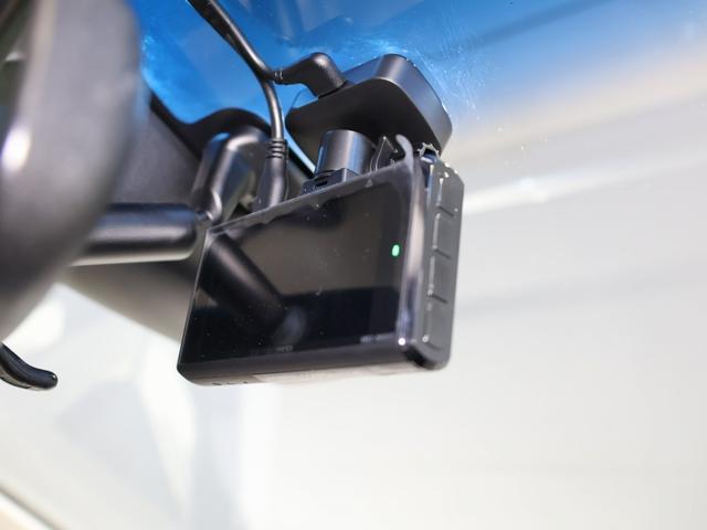 オデッセイ アブソルート　運転支援機能　衝突軽減ブレーキ　ＬＥＤヘッドライト　両側電動スライドドア　ＥＴＣ　　クルーズコントロール　社外ドラレコ　純正８インチナビ　バックカメラ　Ｂｌｕｅｔｏｏｔｈ接続　緊急ブレーキ　盗難防止（36枚目）