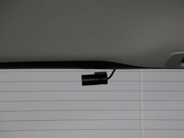 オデッセイ アブソルート　運転支援機能　衝突軽減ブレーキ　ＬＥＤヘッドライト　両側電動スライドドア　ＥＴＣ　　クルーズコントロール　社外ドラレコ　純正８インチナビ　バックカメラ　Ｂｌｕｅｔｏｏｔｈ接続　緊急ブレーキ　盗難防止（37枚目）