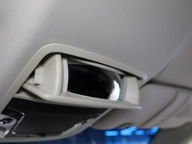 オデッセイ アブソルート　運転支援機能　衝突軽減ブレーキ　ＬＥＤヘッドライト　両側電動スライドドア　ＥＴＣ　　クルーズコントロール　社外ドラレコ　純正８インチナビ　バックカメラ　Ｂｌｕｅｔｏｏｔｈ接続　緊急ブレーキ　盗難防止（47枚目）