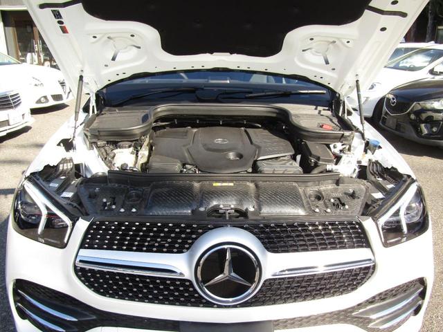 ＧＬＥ４００ｄ　４マチック　クーペスポーツ　パノラミックスライディングルーフ／３６０度カメラ／本革シート／シートヒーター／メモリー付きパワーシート／電動リアゲート／ＥＴＣ(29枚目)