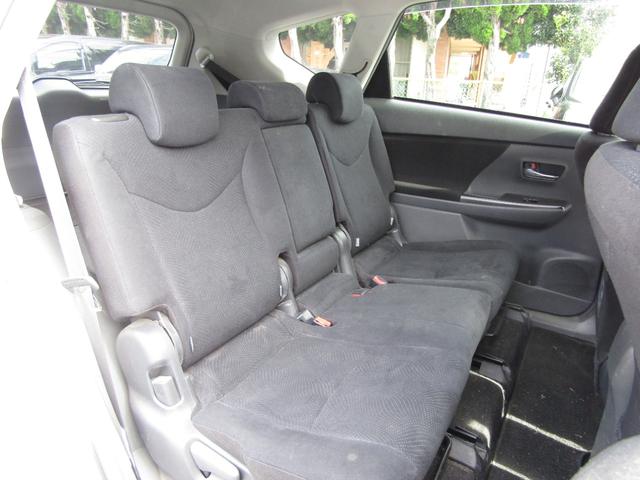 プリウスアルファ S チューン ブラック(8枚目)