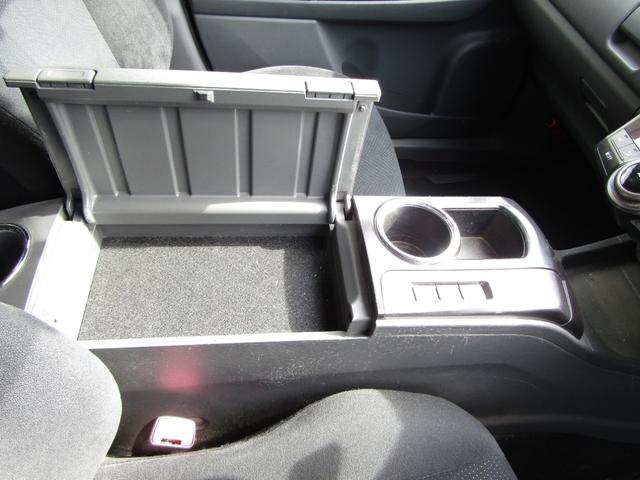 プリウスアルファ S チューン ブラック(24枚目)