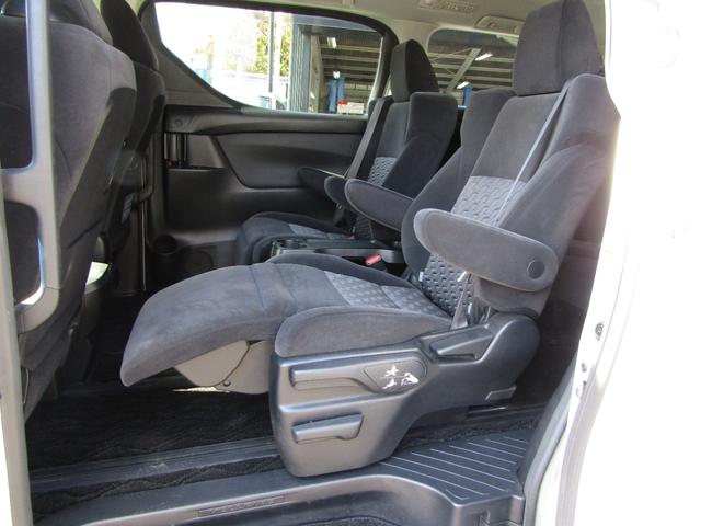 ヴェルファイア 2.5Z Aエディション 両側電動スライドドア/後席モニター/Bluetooth/ETC/バックカメラ/助手席、二列目シートオットマン/クルーズコントロール/(12枚目)