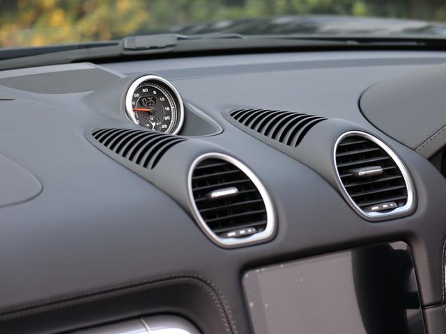 718ボクスター 718ボクスターGTS 4.0 スポーツクロノパッケージ スポーツエグゾーストシステム ブラックレザーインテリア シートベンチレーション LEDヘッドライト エントリー&ドライブ BOSEサウンド(40枚目)