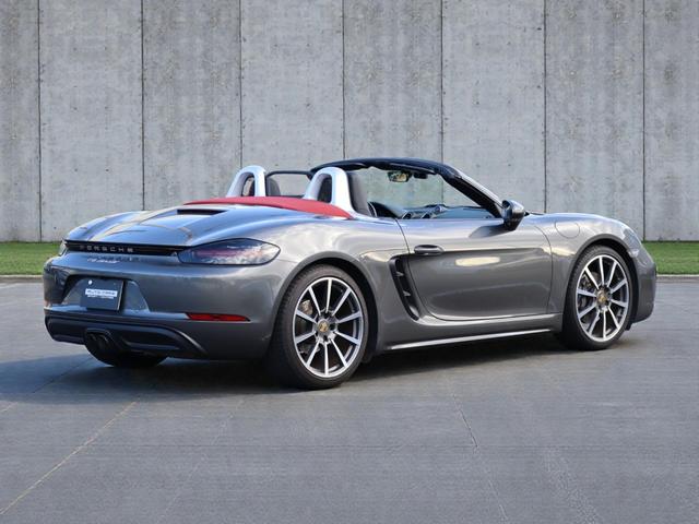 718ボクスター 718ボクスター 左H PASM スポクロ E&D クルコン GTステア 20インチカレラクラシック スポーツテールパイプ アルミニウムルックロールオーバーバー 電格ミラー シートヒーター オートエアコン リアカメラ(7枚目)