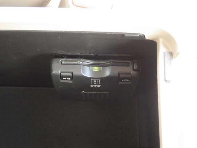 20EL 純正DVDナビ(3枚目)