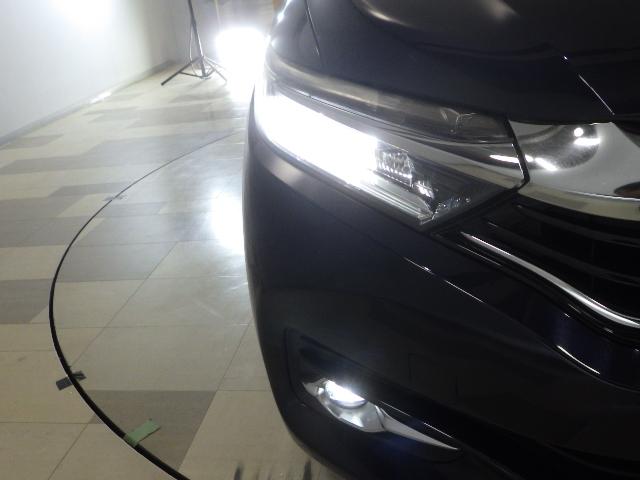 シャトル Ｇホンダセンシング　社外ナビ　リヤカメラ　禁煙　ＬＥＤ　クルコン　サイド＋カーテンＳＲＳ　ＶＳＡ　社外アルミ　ワンオーナー　盗難警報装置　Ｒカメ　スマートキー　横滑り防止　ナビＴＶ　パワーウィンドウ　ＡＢＳ　ＥＴＣ付き（13枚目）
