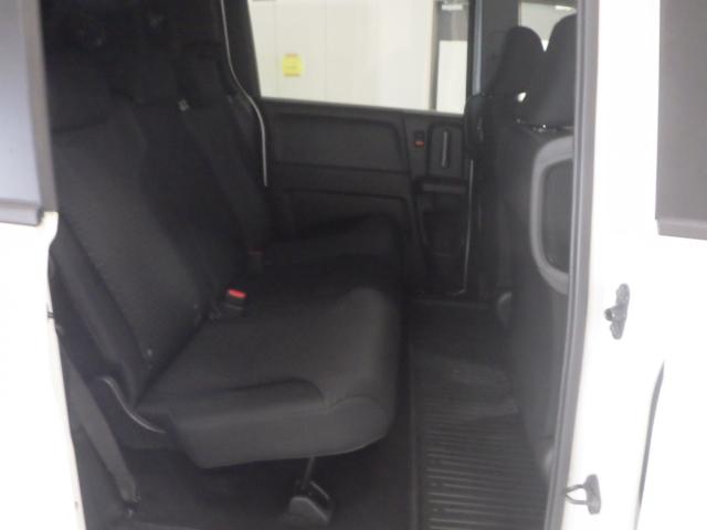 フリードスパイク Gジャストセレクション 禁煙車 ワンオーナー 左側パワスラ HID スマートキー イモビ CD ETC ドアバイザー セキュリティー フルフラットシート USB 横滑防止 AUTOエアコン パワーウィンドウ 運転席エアバック(14枚目)