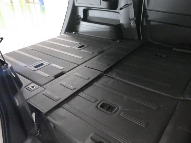 フリードスパイク Gジャストセレクション 禁煙車 ワンオーナー 左側パワスラ HID スマートキー イモビ CD ETC ドアバイザー セキュリティー フルフラットシート USB 横滑防止 AUTOエアコン パワーウィンドウ 運転席エアバック(18枚目)