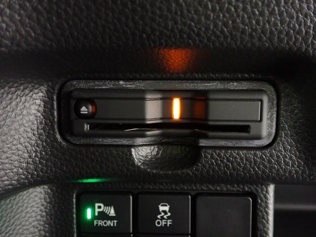 N-BOXカスタム Lターボ 地デジチューナー 衝突軽減ブレーキサポート LEDヘッドライ 1オーナー 禁煙 アイドリングS ターボエンジン PS カーテンエアバック シートヒータ エアバック USB AAC ABS(32枚目)