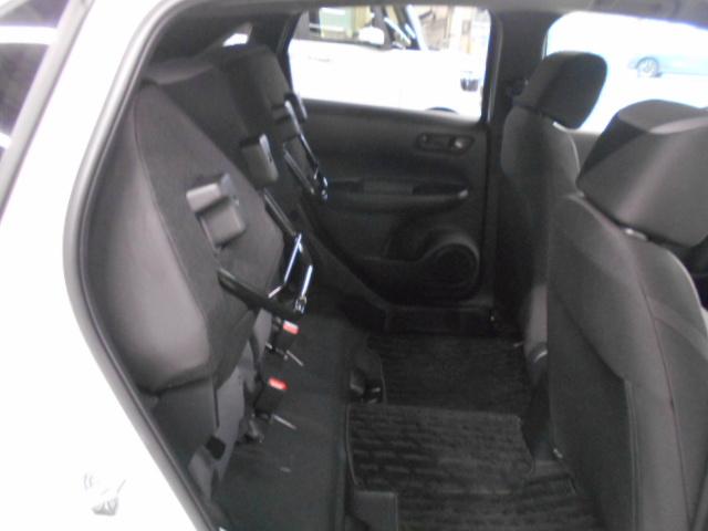 フィット e:HEVベーシック 弊社デモカー 禁煙 純正ギャザスメモリーナビ LED リアカメラ ホンダセンシング 6エアバック USB端子 アイドルストップ 衝突被害軽減ブレーキ クルーズコントロール ABS カーテンエアバッグ(20枚目)