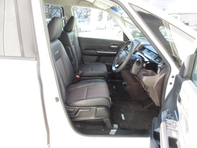 フリード モデューロＸホンダセンシング　禁煙車　９ｉｎナビ　Ｒカメラ　１５ＡＷ　専用エアロ　両側パワスラ　ドラレコ　ＬＥＤ　クルコン　１オーナー　１オナ　後カメラ　イモビ　オートクルーズ　記録簿　スマキー　ＤＶＤ再生　サイドエアバッグ　ＰＳ（15枚目）