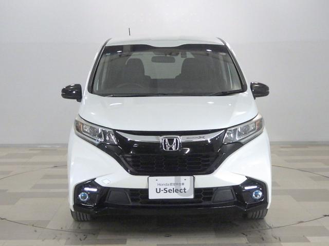 フリード モデューロＸホンダセンシング　禁煙車　９ｉｎナビ　Ｒカメラ　１５ＡＷ　専用エアロ　両側パワスラ　ドラレコ　ＬＥＤ　クルコン　１オーナー　１オナ　後カメラ　イモビ　オートクルーズ　記録簿　スマキー　ＤＶＤ再生　サイドエアバッグ　ＰＳ（21枚目）