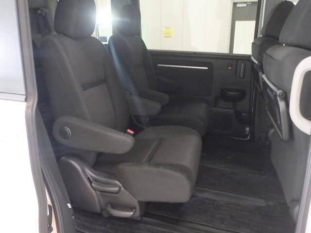 ステップワゴンスパーダ スパーダホンダセンシング 禁煙車 9inナビ Rカメラ 16AW 1オーナー 両側パワスラ クルコン LED VSA 盗難防止 助手席エアバッグ ワンオーナ- Wパワスラ 記録簿有 地デジ 横滑り防止システム オートエアコン(15枚目)