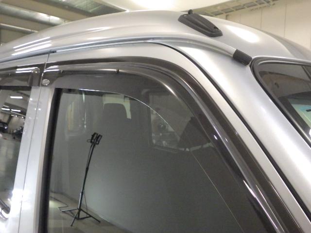 サンバーバン ＶＣスマートアシスト　禁煙　前後ドラレコ　ＬＥＤ　ＶＳＡ　ＥＴＣ　ドアバイザー　アイドリングストップ　１オーナー　ワンオーナー　横滑り防止装置　両側スライドドア　パワーウインドウ　パワステ　エアコン　キーレスエントリー（21枚目）