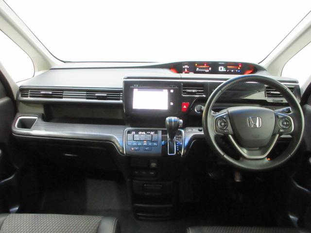 ステップワゴンスパーダ スパーダ・クールスピリットホンダセンシング　８人　メモリーナビ　全周囲カメラ　後席モニター　Ｐアシスト　Ｂｌｕｅｔｏｏｔｈ　両側電動スライドドア　シートヒーター　パドルシフト　ＬＥＤヘッドライト　ワンオーナー　サイドエアバック　スマートキ　禁煙（16枚目）