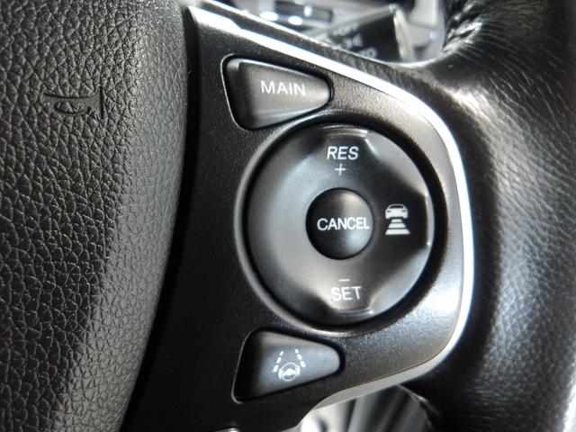 ステップワゴンスパーダ スパーダホンダセンシング　禁煙車ナビ　Ｒカメラ　ＤＶＤ　ＣＤ　ブルートゥース　ミージュックラック　リア席モニター　両席電動スライドドア　ドアバイザー　ＬＥＤ　ＥＴＣ　スマートキー　ＬＥＤ　ワンオーナー　社外アルミ　盗難防止（8枚目）
