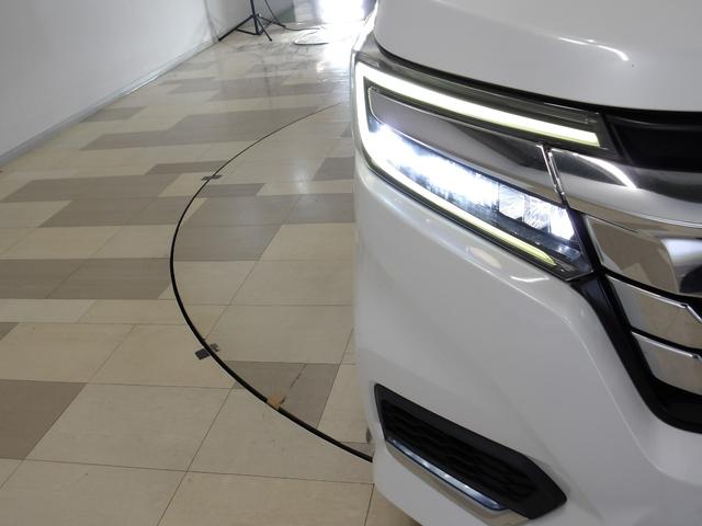 ステップワゴンスパーダ スパーダホンダセンシング　禁煙車ナビ　Ｒカメラ　ＤＶＤ　ＣＤ　ブルートゥース　ミージュックラック　リア席モニター　両席電動スライドドア　ドアバイザー　ＬＥＤ　ＥＴＣ　スマートキー　ＬＥＤ　ワンオーナー　社外アルミ　盗難防止（20枚目）