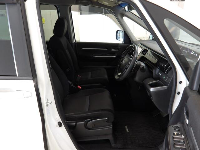 ステップワゴンスパーダ スパーダホンダセンシング　禁煙車ナビ　Ｒカメラ　ＤＶＤ　ＣＤ　ブルートゥース　ミージュックラック　リア席モニター　両席電動スライドドア　ドアバイザー　ＬＥＤ　ＥＴＣ　スマートキー　ＬＥＤ　ワンオーナー　社外アルミ　盗難防止（23枚目）