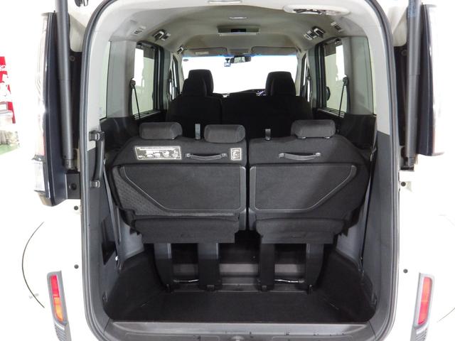 ステップワゴンスパーダ スパーダホンダセンシング　禁煙車ナビ　Ｒカメラ　ＤＶＤ　ＣＤ　ブルートゥース　ミージュックラック　リア席モニター　両席電動スライドドア　ドアバイザー　ＬＥＤ　ＥＴＣ　スマートキー　ＬＥＤ　ワンオーナー　社外アルミ　盗難防止（26枚目）