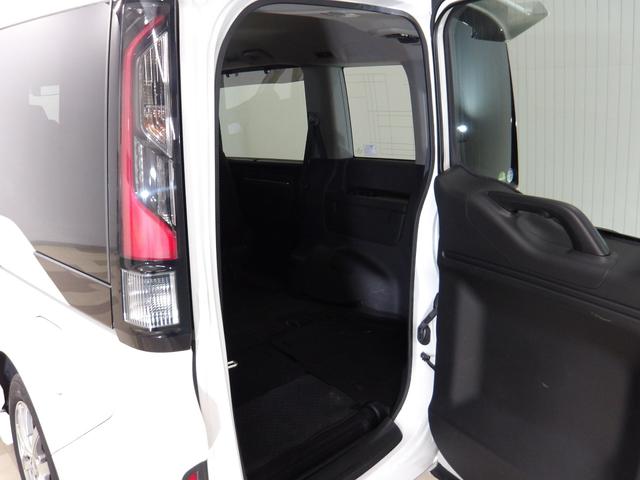 ステップワゴンスパーダ スパーダホンダセンシング　禁煙車ナビ　Ｒカメラ　ＤＶＤ　ＣＤ　ブルートゥース　ミージュックラック　リア席モニター　両席電動スライドドア　ドアバイザー　ＬＥＤ　ＥＴＣ　スマートキー　ＬＥＤ　ワンオーナー　社外アルミ　盗難防止（27枚目）