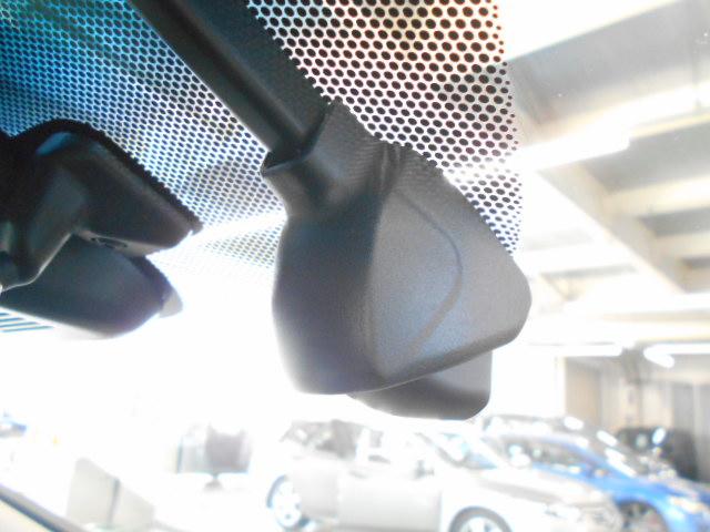 フリード Ｇ・ホンダセンシング　ナビ　Ｒカメラ　フルセグ　ＤＶＤ　ＣＤ　ブルートゥース　　ミュージックラック　前席ヒーター　ＬＥＤ　ＥＴＣ　スマートキー　ワンオーナー　両側電動スライドドア　ドアバイザー　ドライブレコーダー　Ｆセグ（4枚目）