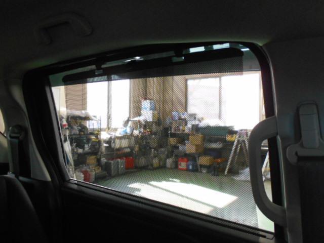 フリード Ｇ・ホンダセンシング　ナビ　Ｒカメラ　フルセグ　ＤＶＤ　ＣＤ　ブルートゥース　　ミュージックラック　前席ヒーター　ＬＥＤ　ＥＴＣ　スマートキー　ワンオーナー　両側電動スライドドア　ドアバイザー　ドライブレコーダー　Ｆセグ（15枚目）