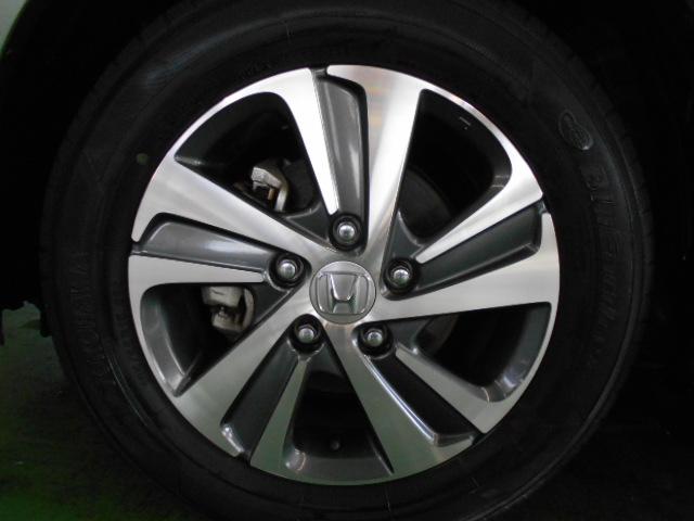 フリード Ｇ・ホンダセンシング　ナビ　Ｒカメラ　フルセグ　ＤＶＤ　ＣＤ　ブルートゥース　　ミュージックラック　前席ヒーター　ＬＥＤ　ＥＴＣ　スマートキー　ワンオーナー　両側電動スライドドア　ドアバイザー　ドライブレコーダー　Ｆセグ（22枚目）