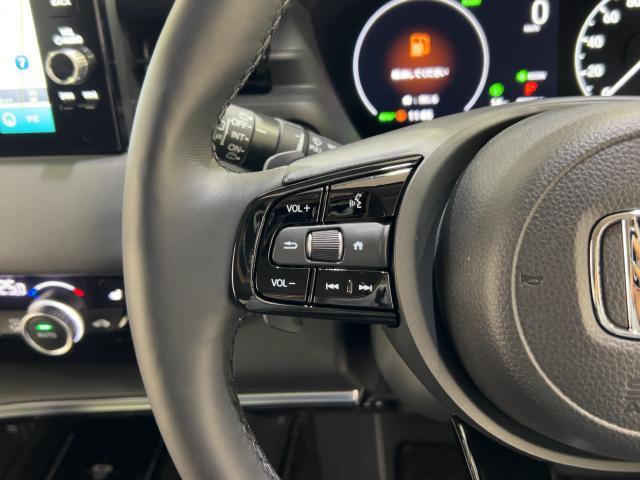 ヴェゼル ｅ：ＨＥＶＺ　衝突回避支援ブレーキ機能　１オナ　スマキ　フルオートエアコン　Ｄレコ　エアバッグ　両席エアバック　Ｒカメ　記録簿付　パワーウィンドウ　ＬＥＤランプ　クルーズＣ　ナビ＆ＴＶ　シートヒータ（48枚目）