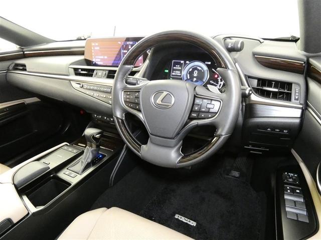 ＥＳ ＥＳ３００ｈ　バージョンＬ　１００Ｖ電源　ドラレコ　ミュージックプレイヤー接続可　電動シート　サンルーフ　革シート　アルミホイール　ＬＥＤヘッドランプ　キーレス　ＣＤ　Ｗエアコン　盗難防止装置　ハイブリッド　メモリーナビ（3枚目）