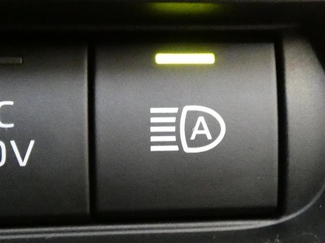 クラウンクロスオーバー ＲＳ　１００Ｖ電源　ドラレコ　ミュージックプレイヤー接続可　展示・試乗車　電動シート　４ＷＤ　革シート　アルミホイール　ＬＥＤヘッドランプ　記録簿　キーレス　盗難防止装置　ハイブリッド　メモリーナビ（8枚目）