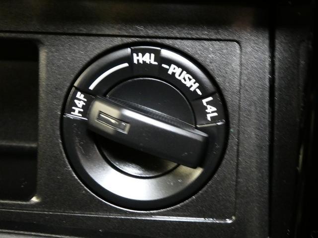 ランドクルーザープラド TX 4WD サンルーフ 乗車定員7人 アルミホイール LEDヘッドランプ 記録簿 キーレス CD 盗難防止装置 メモリーナビ フルセグ(15枚目)