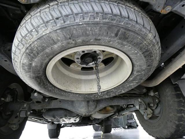 ランドクルーザープラド TX 4WD サンルーフ 乗車定員7人 アルミホイール LEDヘッドランプ 記録簿 キーレス CD 盗難防止装置 メモリーナビ フルセグ(23枚目)