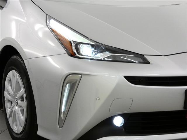 プリウス ＳセーフティプラスＩＩ　１００Ｖ電源　ミュージックプレイヤー接続可　アルミホイール　ＬＥＤヘッドランプ　記録簿　キーレス　盗難防止装置　ハイブリッド　オートクルーズコントロール　メモリーナビ　フルセグ（23枚目）